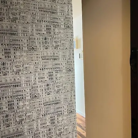 アパート Attico Nel Centro Di *